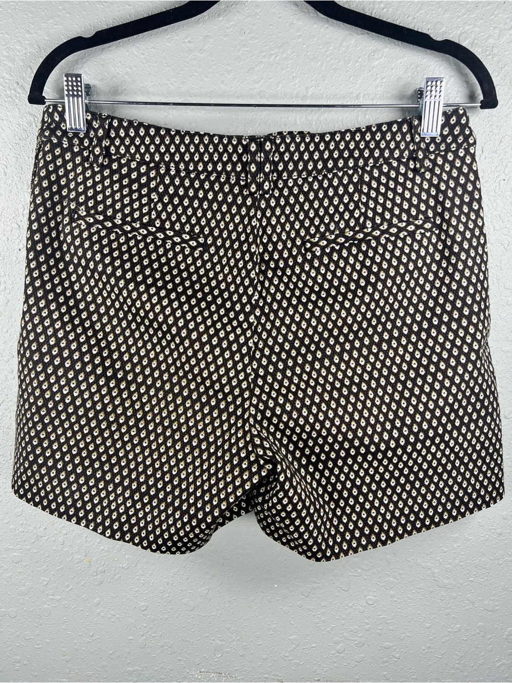 Cartonnier Dark Olive Geometric Side Button Shorts - Picture 3 of 9